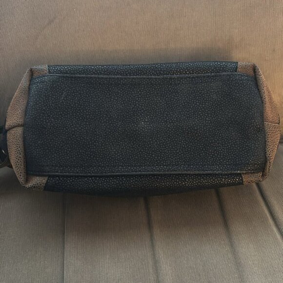 Manscaped The Shed Travel Bag - Picture 6 of 9